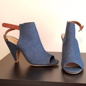 Rouge Denim Blue Peep-Toe Shoes